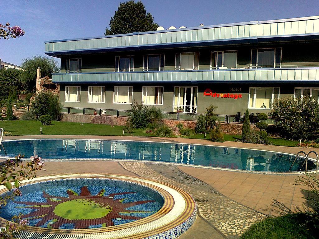 Advantage Hotel Самарканд Экстерьер фото